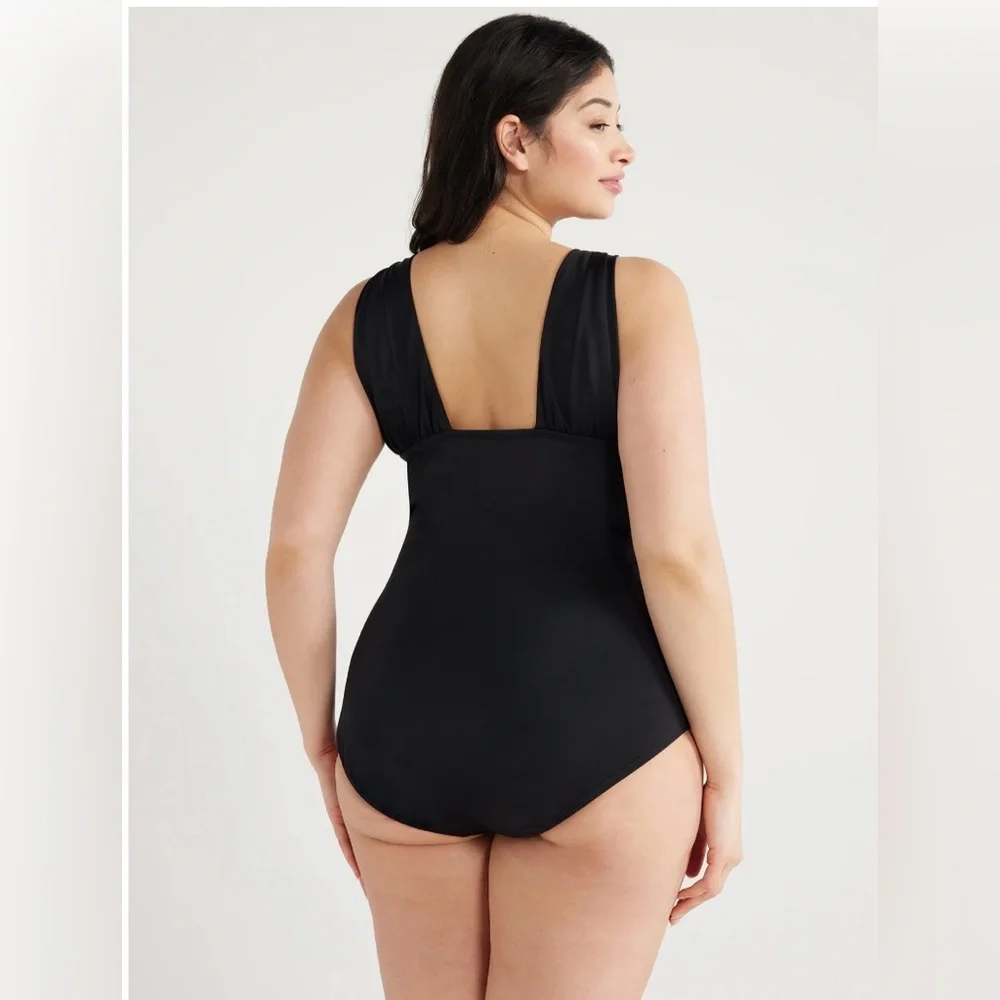 Time and Tru Women's Plunge One‎ Piece Slimming Swimsuit Black Size 16W